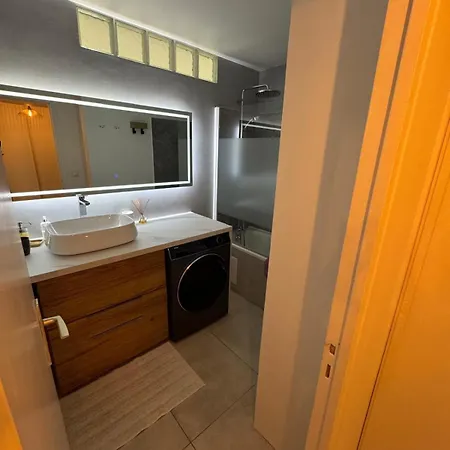 Comfort & Charm - For Up To 6 Guests Paris